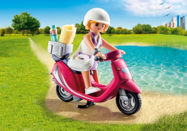 Fata cu scooter playmobil - 2
